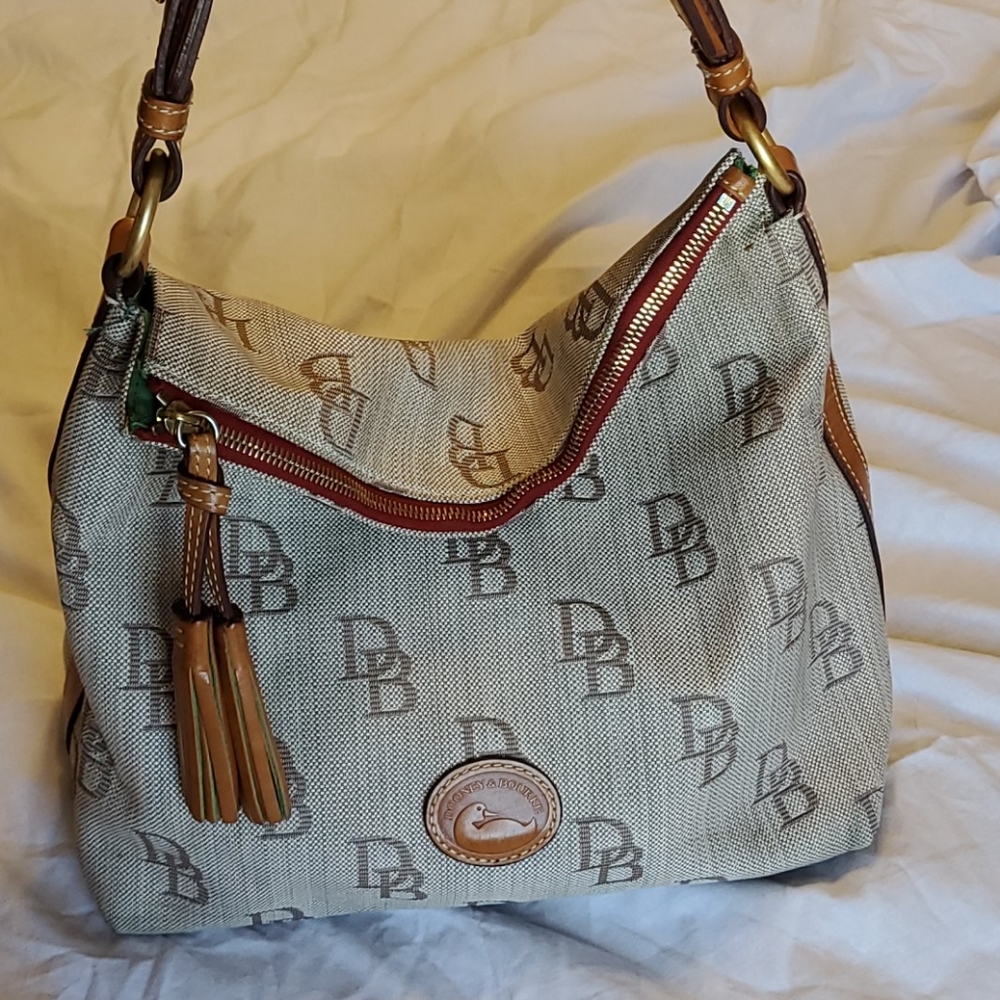 DOONEY & BOURKE signature purse